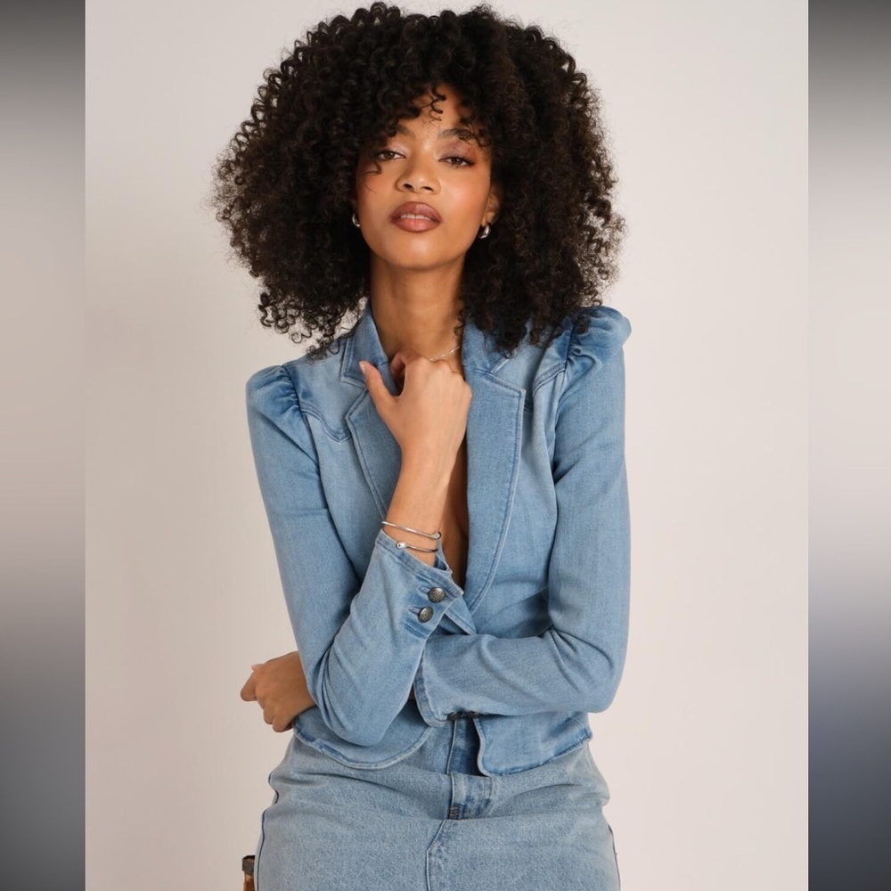 Stylish For The Republic Princess Seam Denim
Blazer NWT